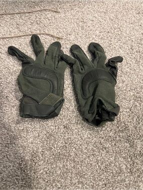 Tactical Olive Green Gloves